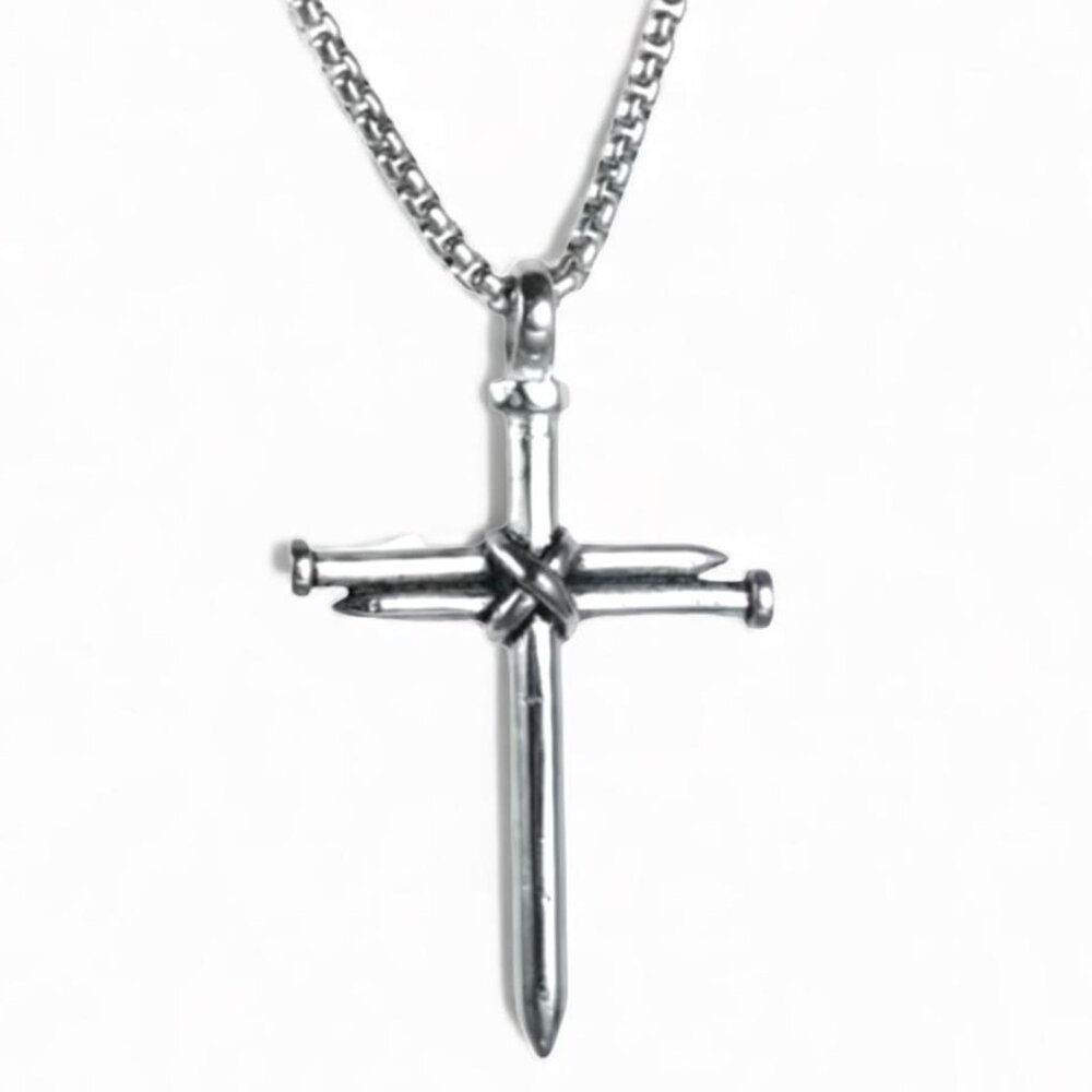 NEW - 3 NAILS CROSS PENDANT ZINC ALLOY NECKLACE - SILVER 24 INCH